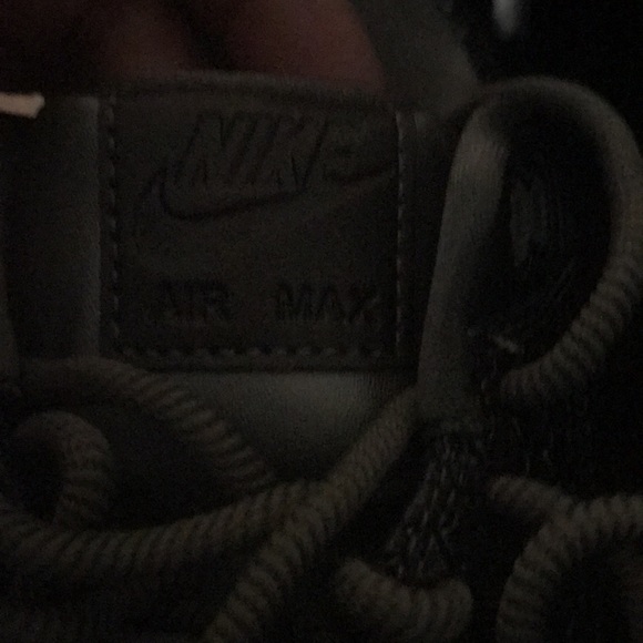Nike Gym Shoe - Picture 5 of 7